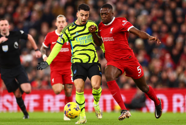 中保持競爭 中保持競爭